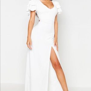 SOLD!! Boohoo maxi dress